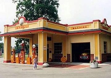 Beautiful Old Gas Stations