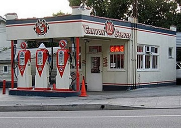 Beautiful Old Gas Stations