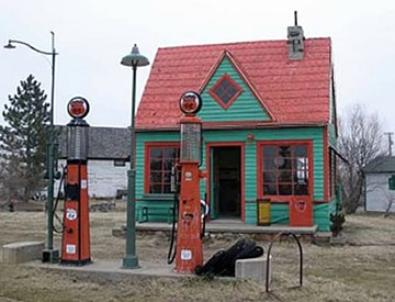 Beautiful Old Gas Stations